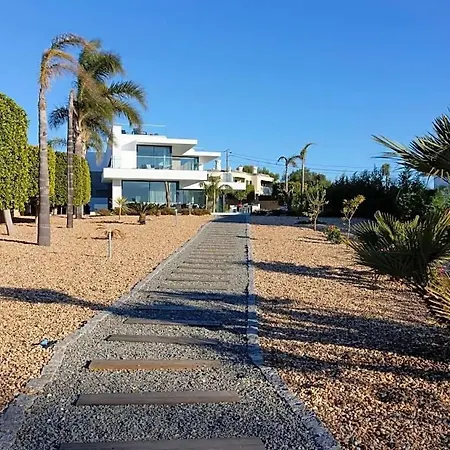 Villa Carvoeiro Sleeps 8 With Pool And Wifi Carvoeiro (Lagoa)