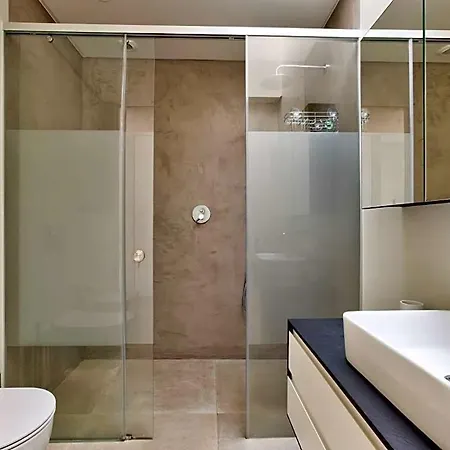 Carvoeiro Sleeps 8 With Pool And Wifi *